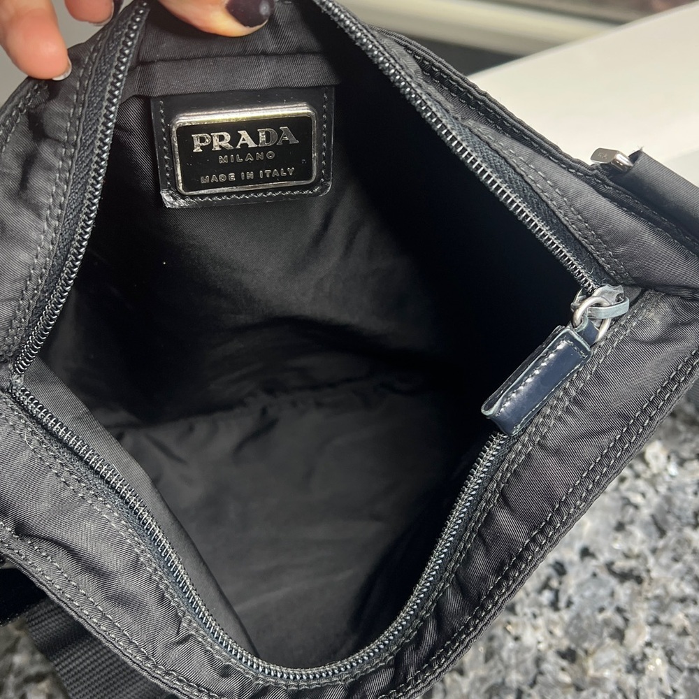 Prada Zip Top Lightweight Adjustable Single Compa… - image 4